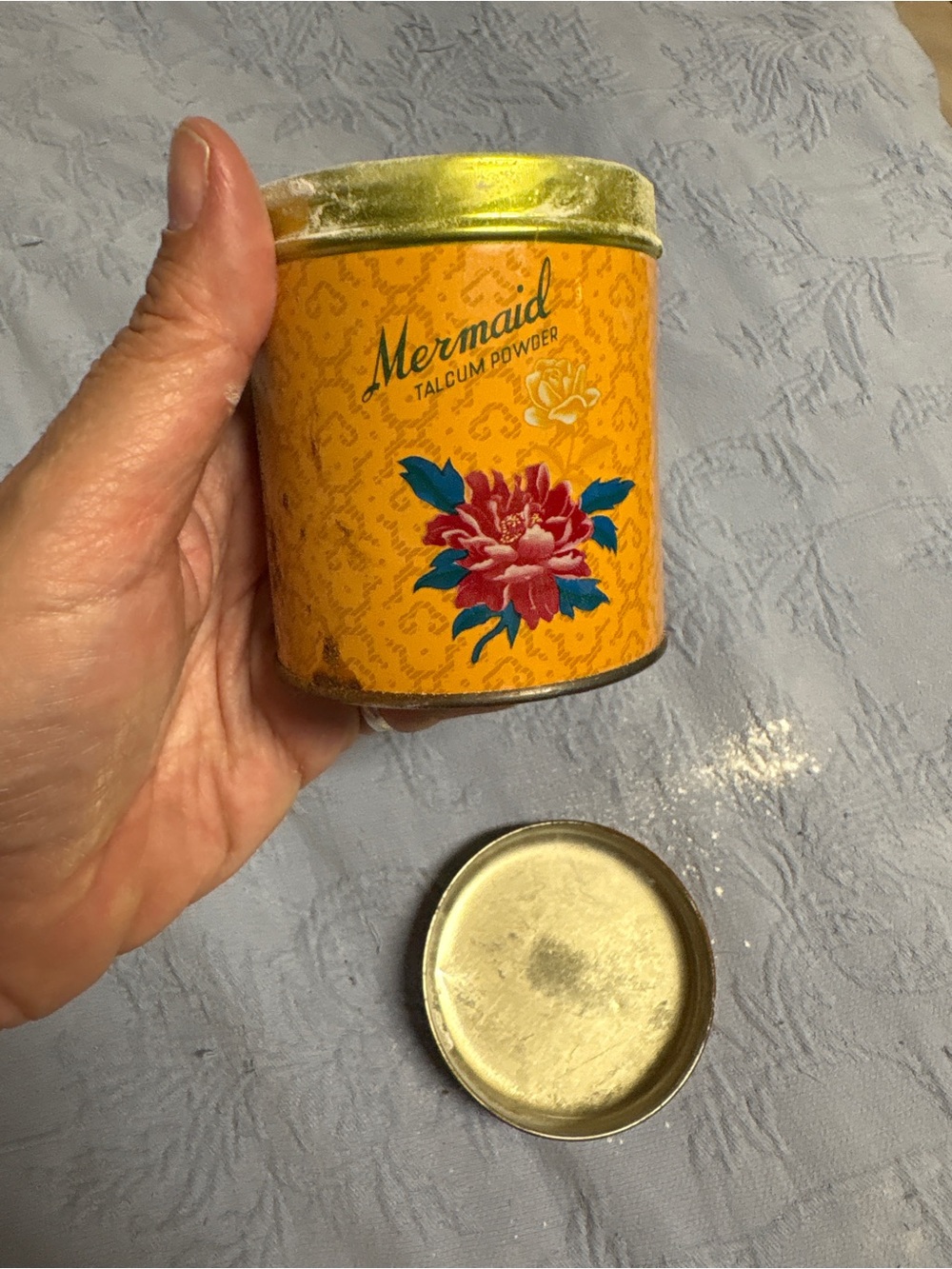Vintage Chinese Mermaid Talcum Powder Tin 美尔面 Original Puff PRC China 1980’s